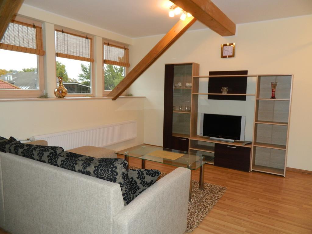 Paernu City Center Apartment الغرفة الصورة